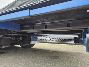 TV280LE / LIFT AS / UITSCHUIFBAAR / FOURAGE